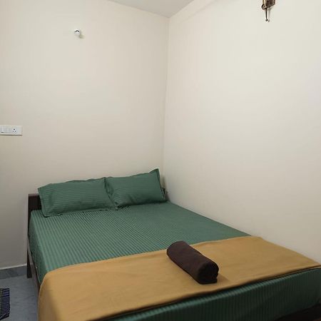Tiruvannāmalai Omkara - The Fives Guest House מראה חיצוני תמונה